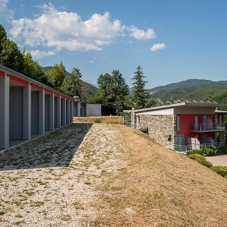 Gefiri Plakas Hotel, Tzoumerka Екстер'єр фото