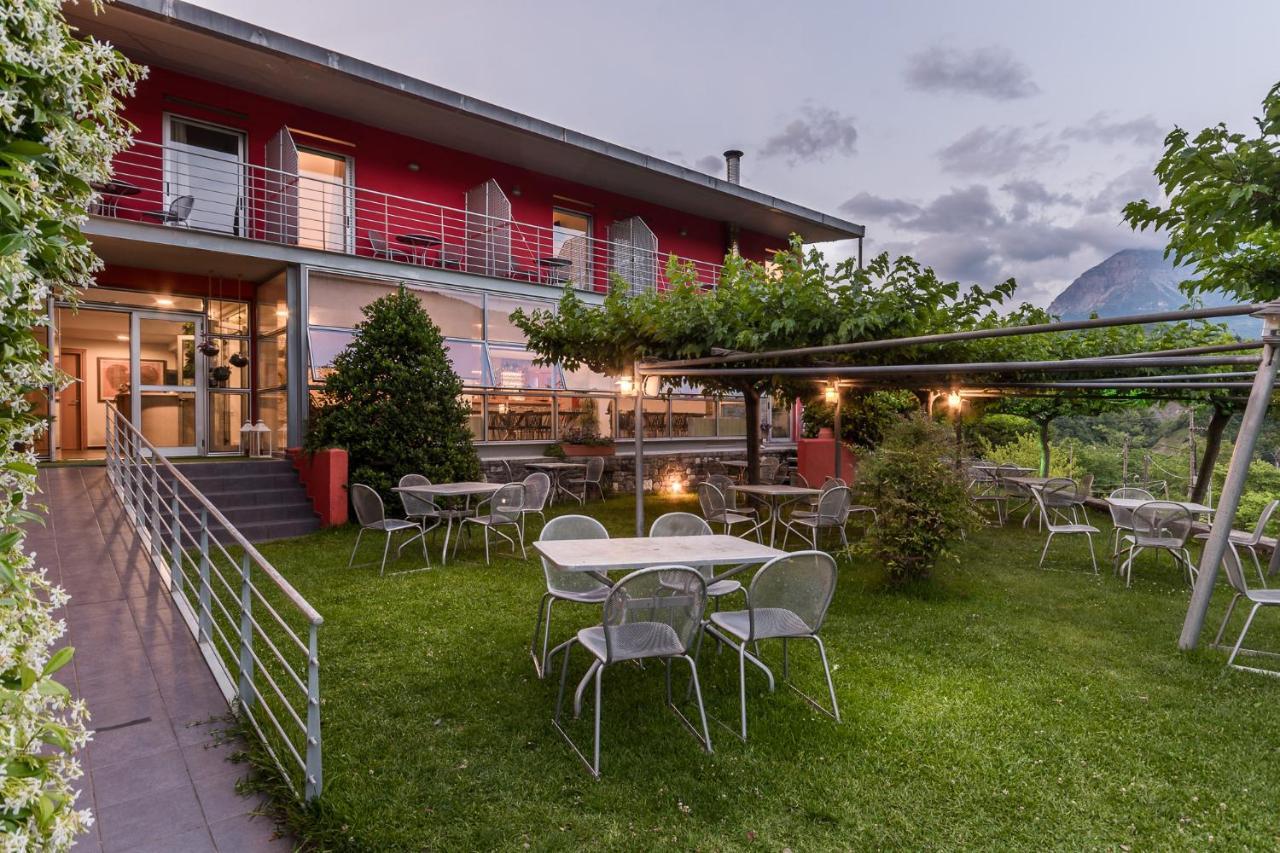 Gefiri Plakas Hotel, Tzoumerka Екстер'єр фото